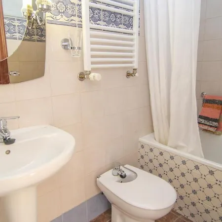 Stunning Home In Villaviciosa De Cordob Holiday home *